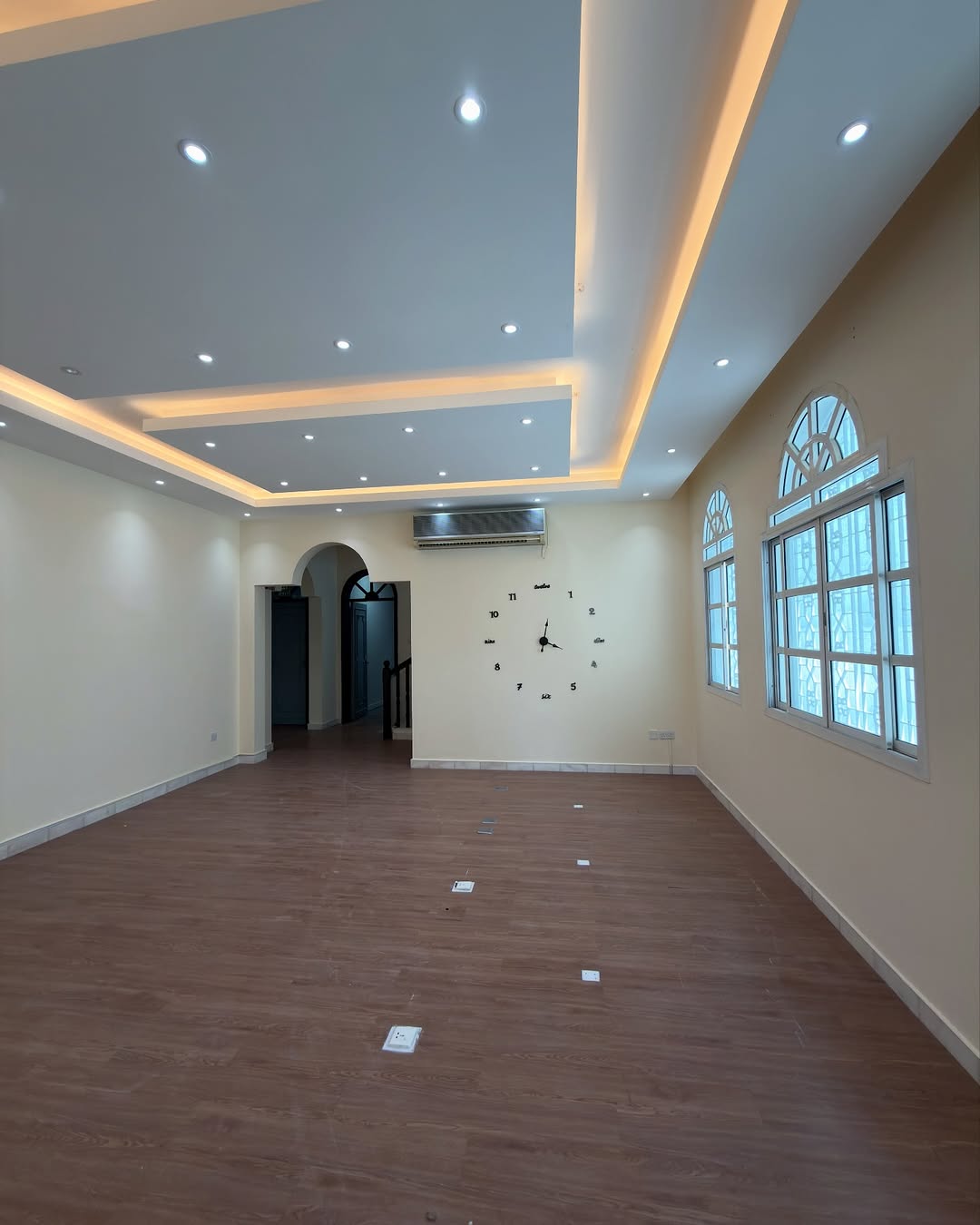 villa in Shatti Al Qurum - 3