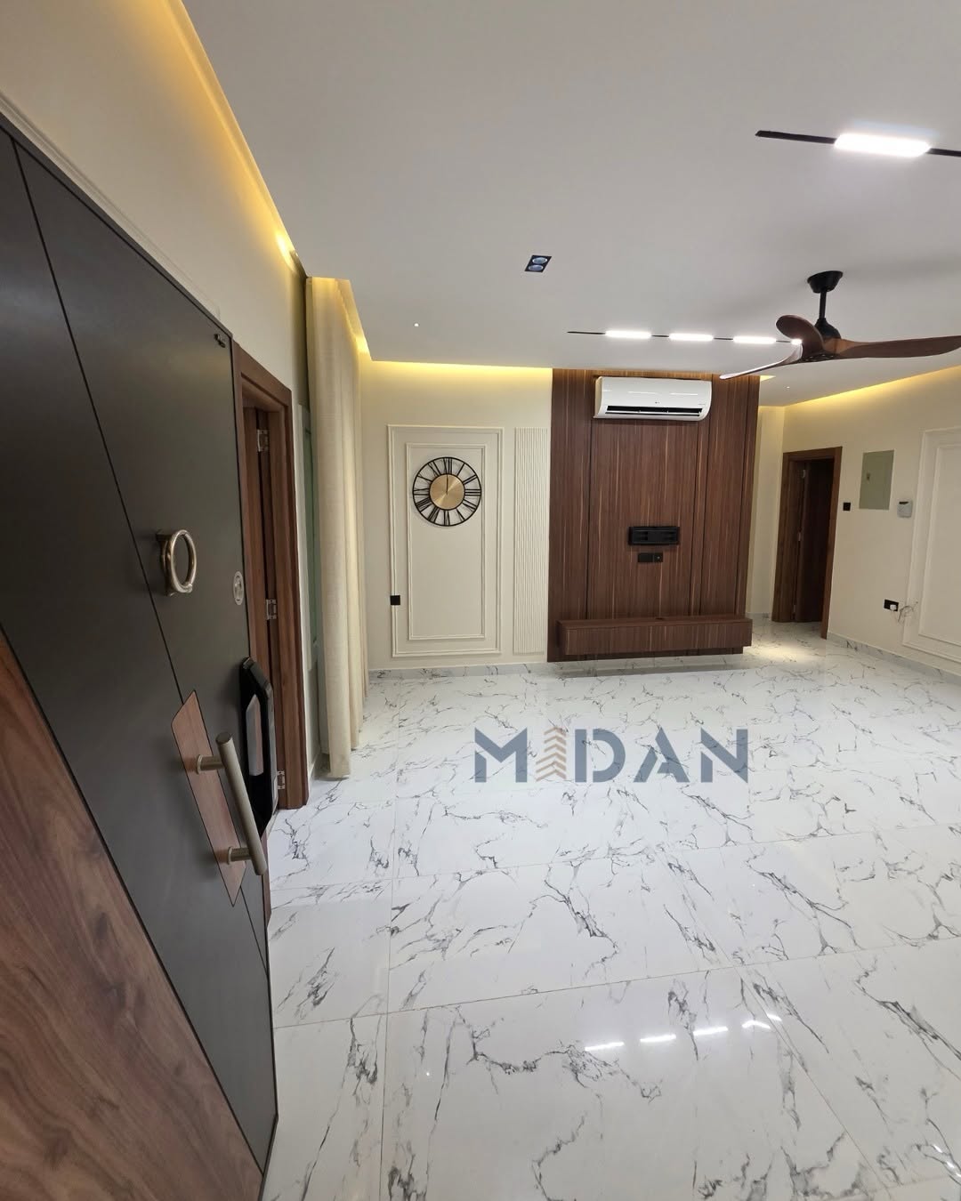 apartment in Qurum - 2