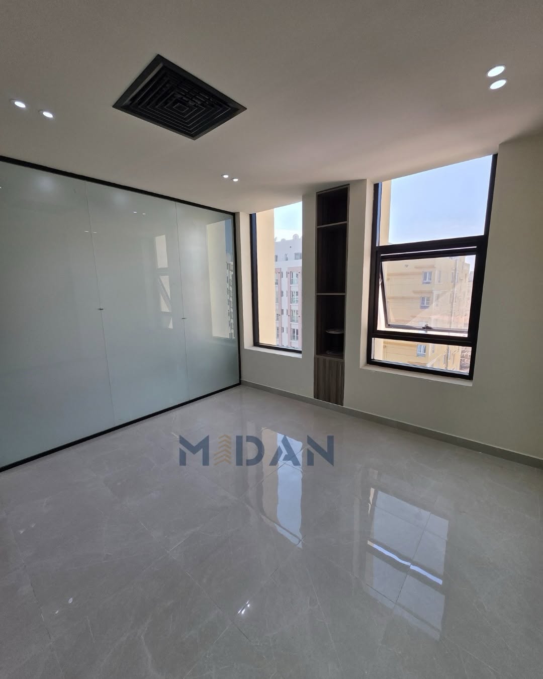 office in Bausher - 2