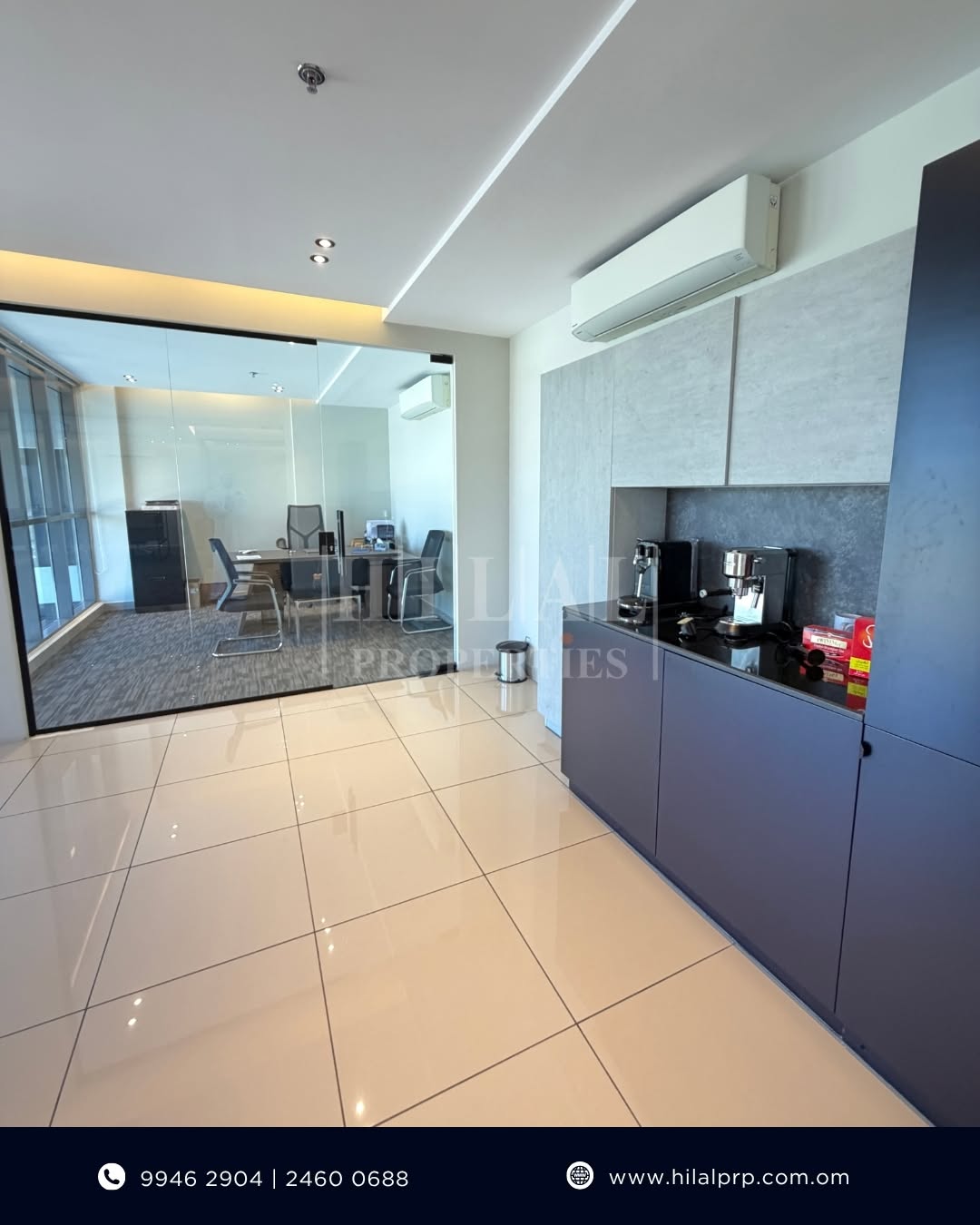 office in Madinat Sultan Qaboos - 2