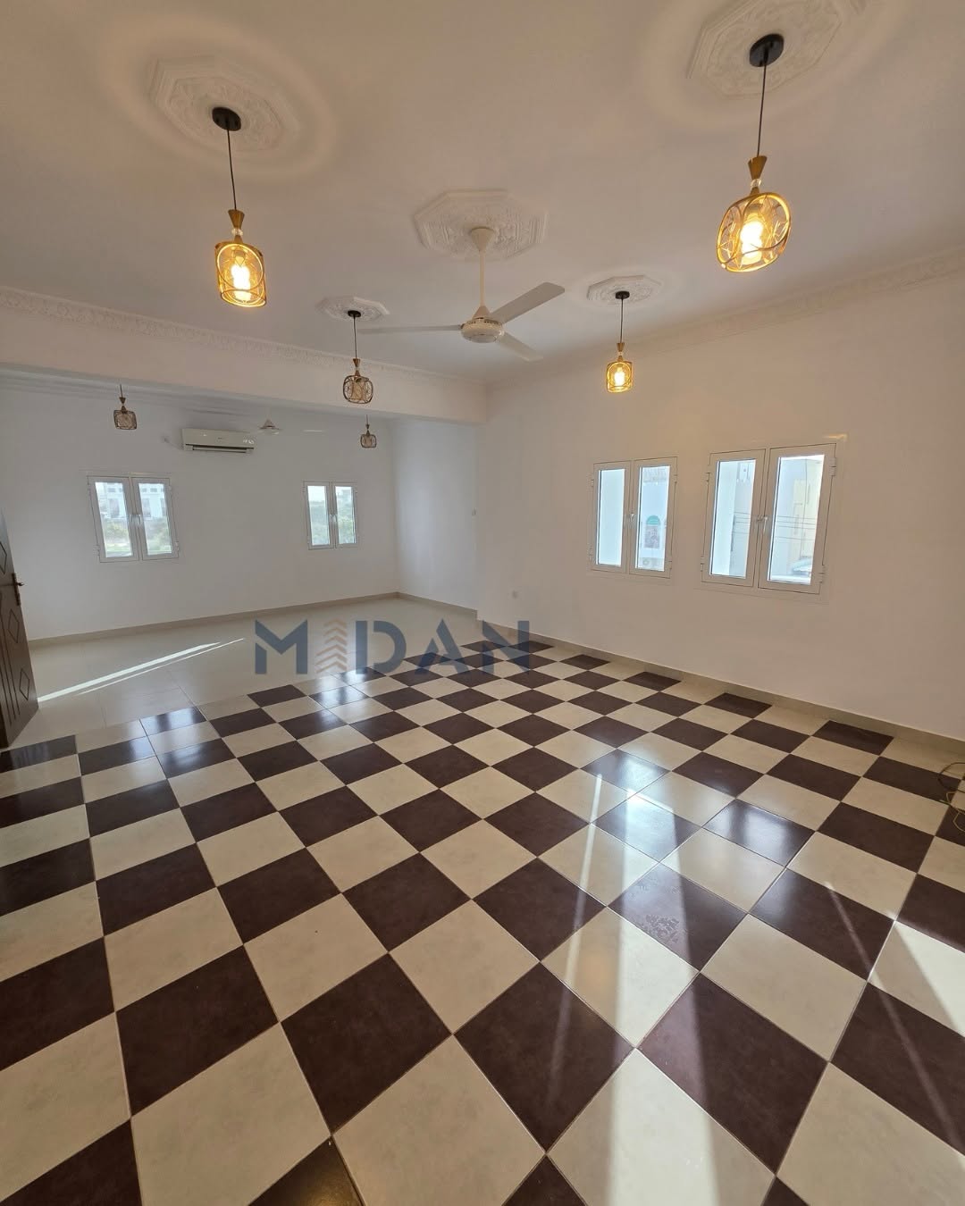 villa in Al Khuwair - 2