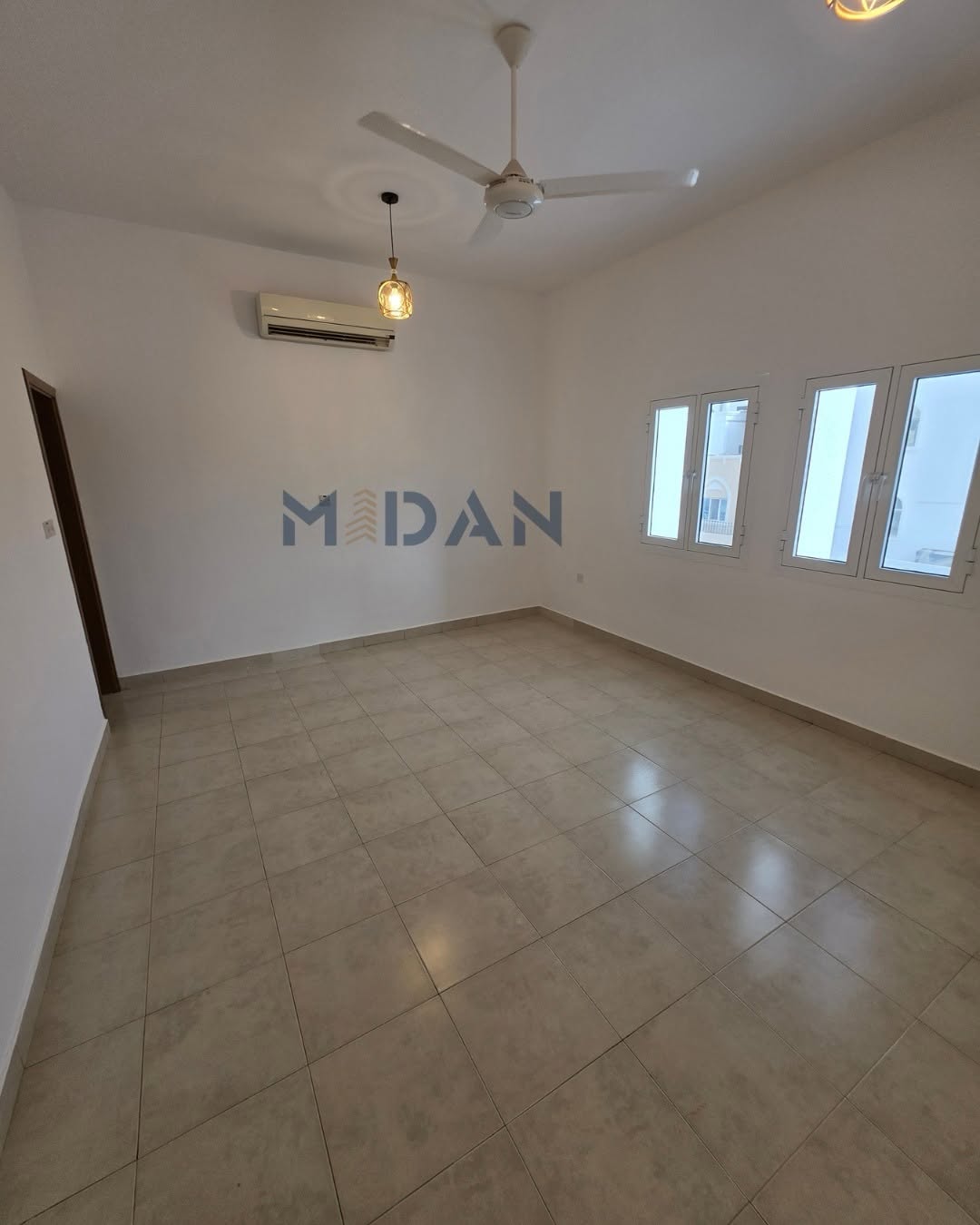 villa in Al Khuwair - 4