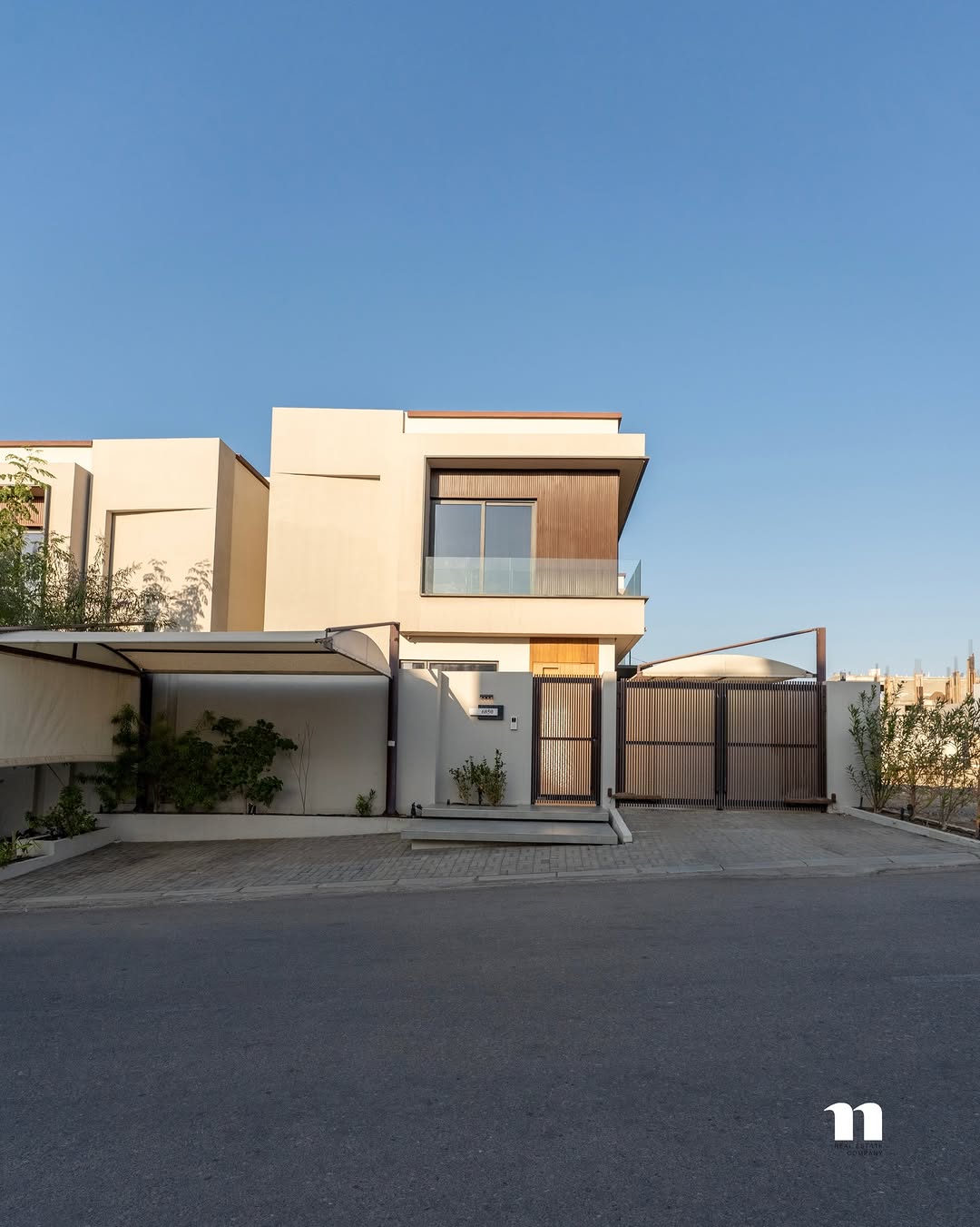villa in Al Khoud - 1