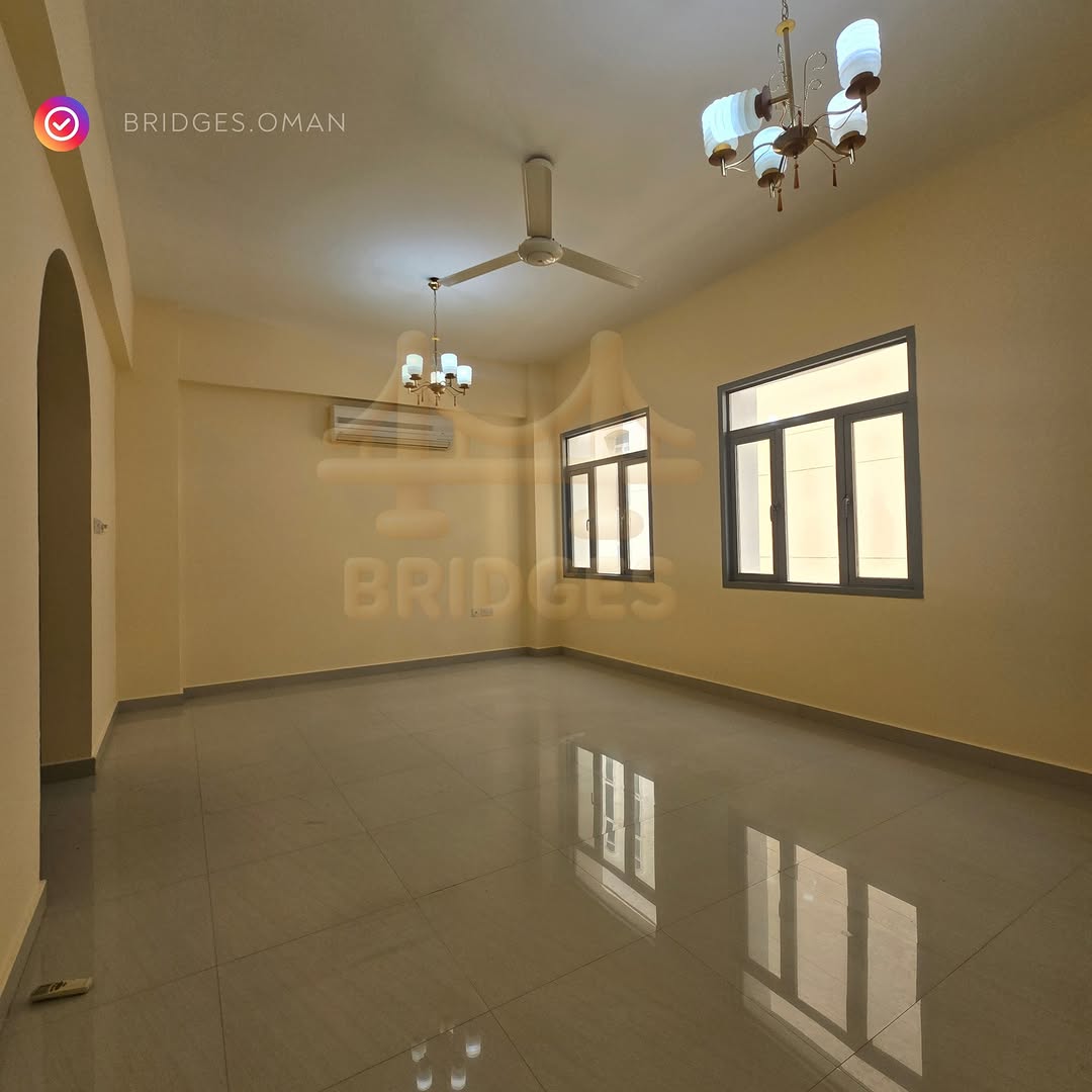 apartment in Ghubra - 2