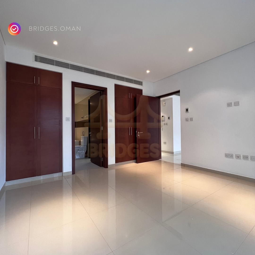 apartment in Al Mouj - 3