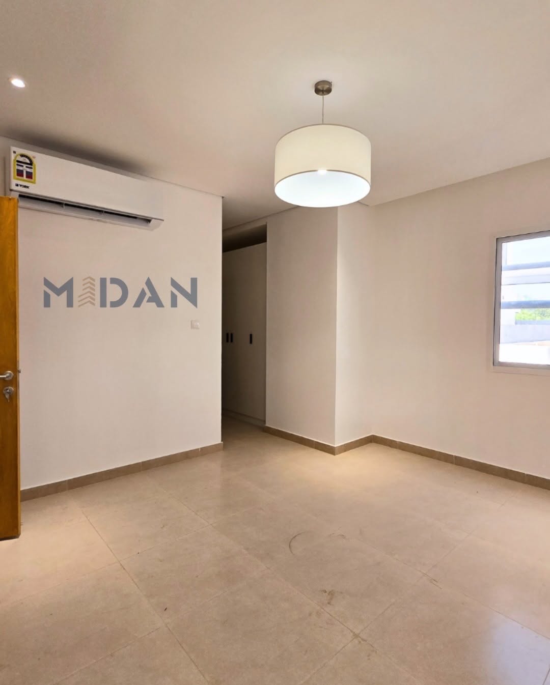 villa in Madinat Sultan Qaboos - 3