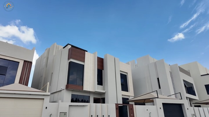 villa in Al Khoud - 3