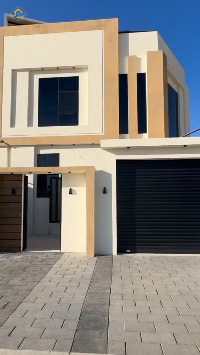 villa in Al Khoud - 1