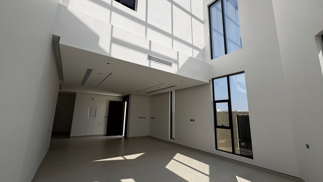 villa in Al Khoud - 1