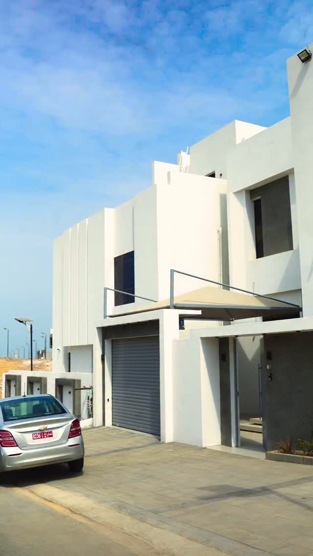 villa in Al Khoud - 1