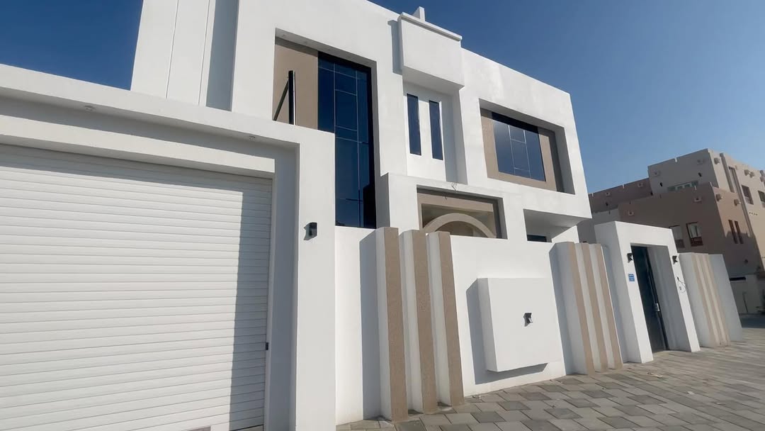 villa in Al Khoud - 1