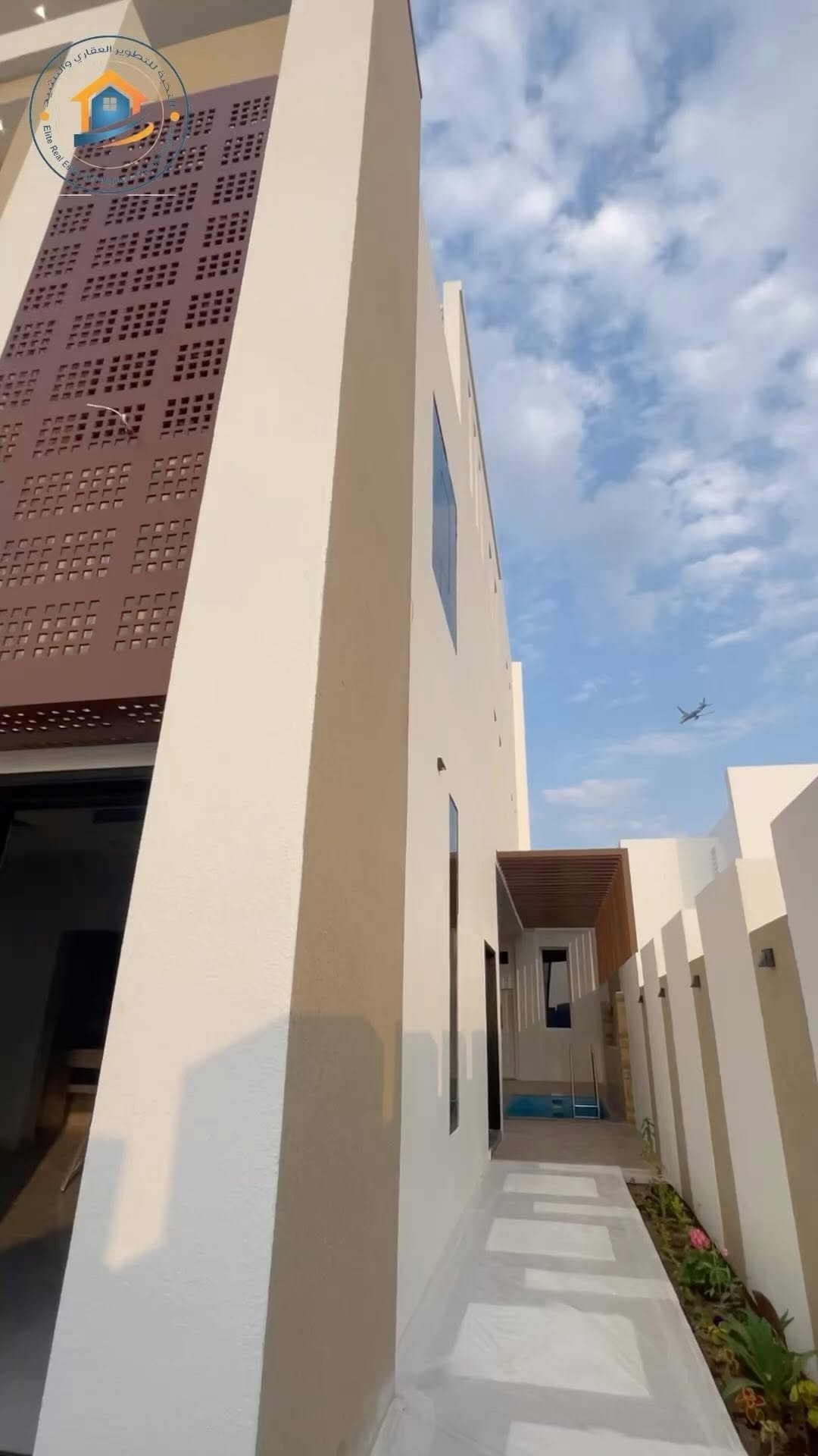 villa in Al Khoud - 1