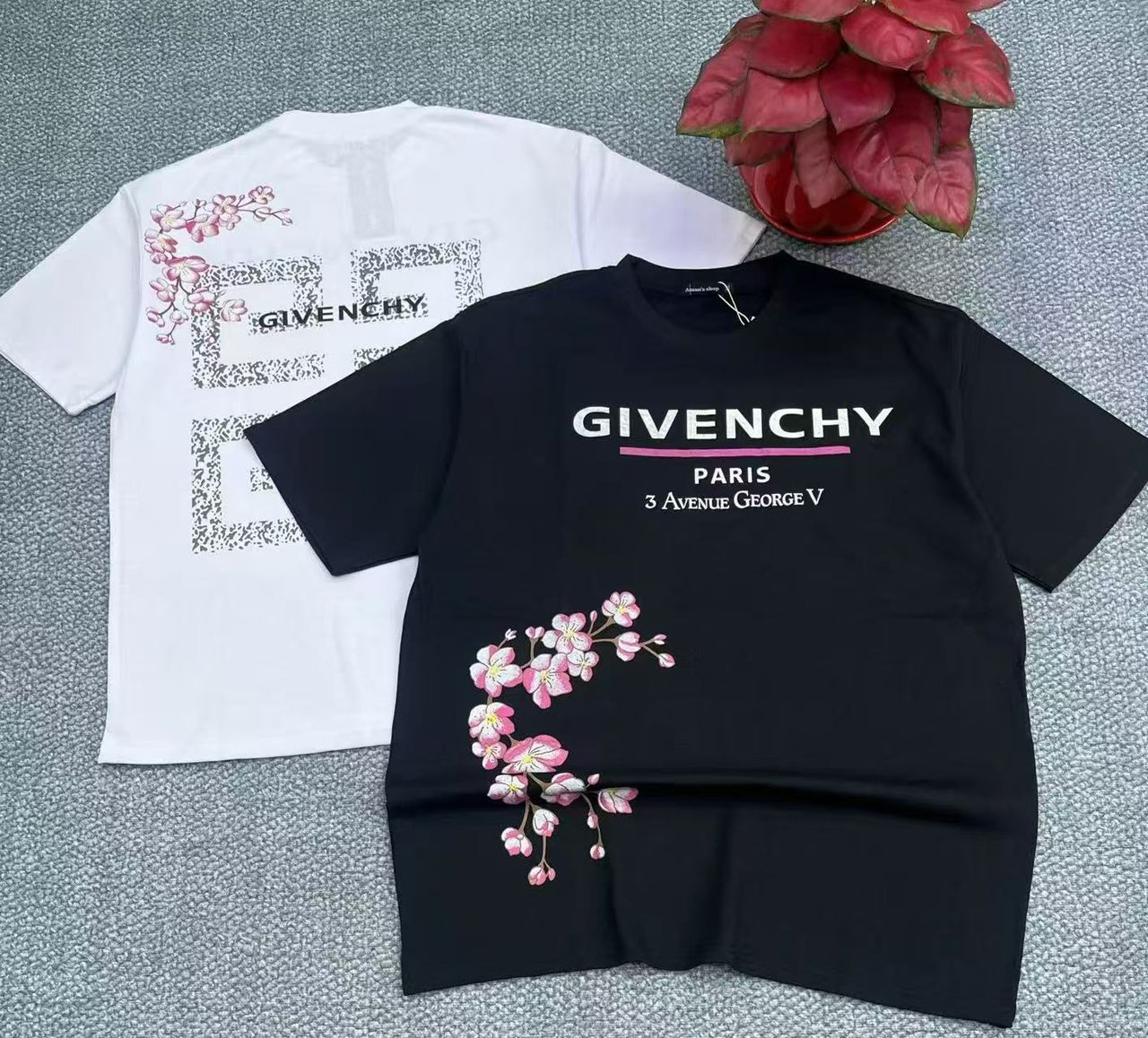 Graphic Tshirts thumbnail 7