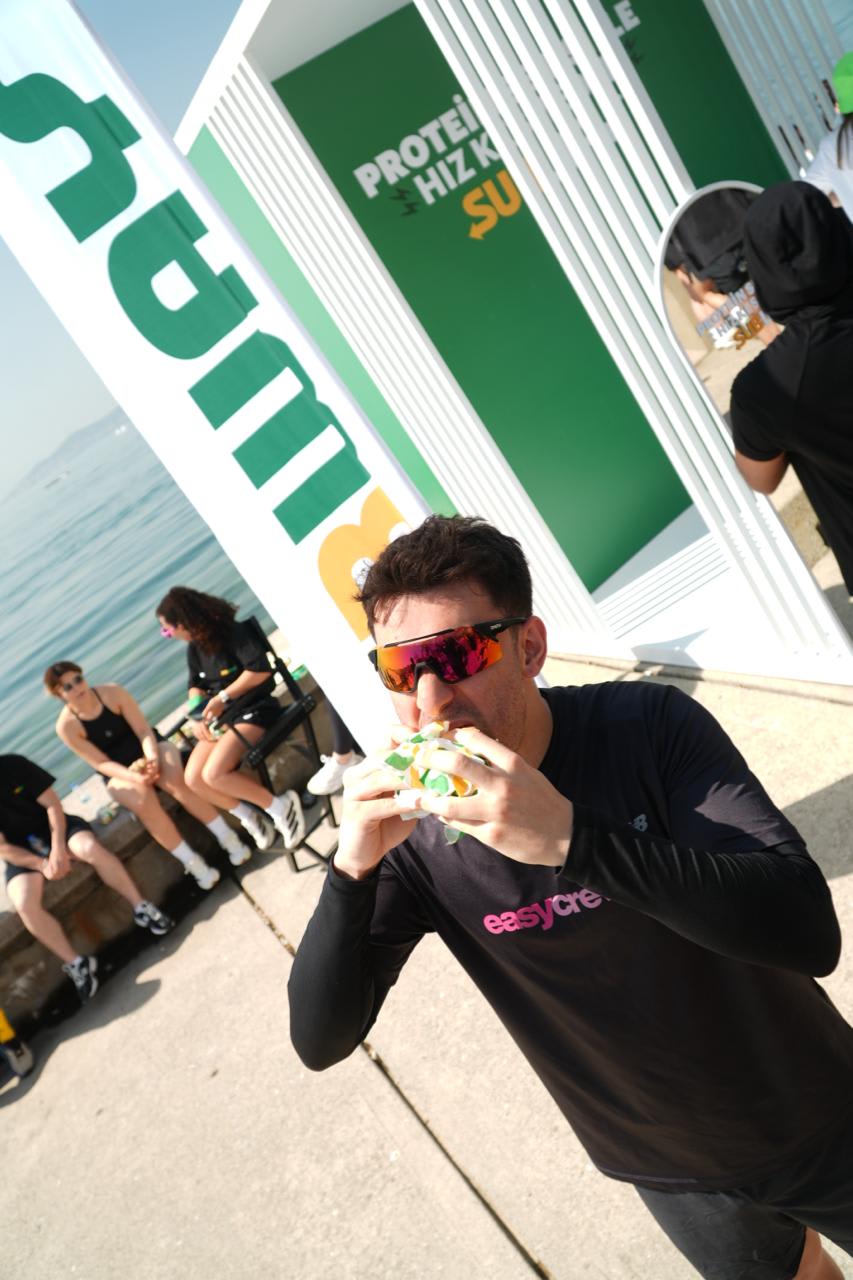 EASY RUN CLUB X SUBWAY