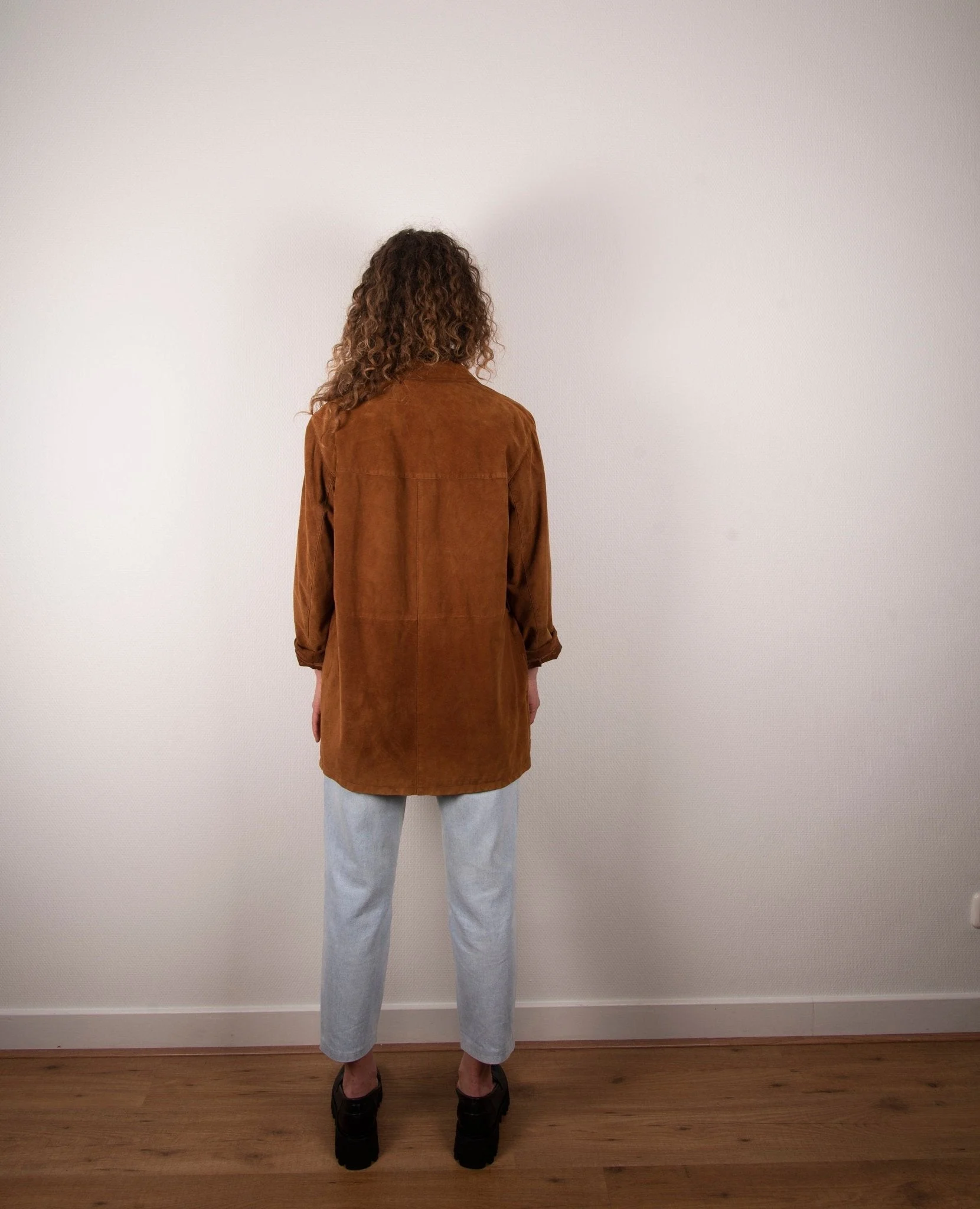 gorgeous-brown-suede-vintage-80s-leather-jacket-capsule-wardrobe-addition-made-in-italy-oversized-jacket-size-m-441088