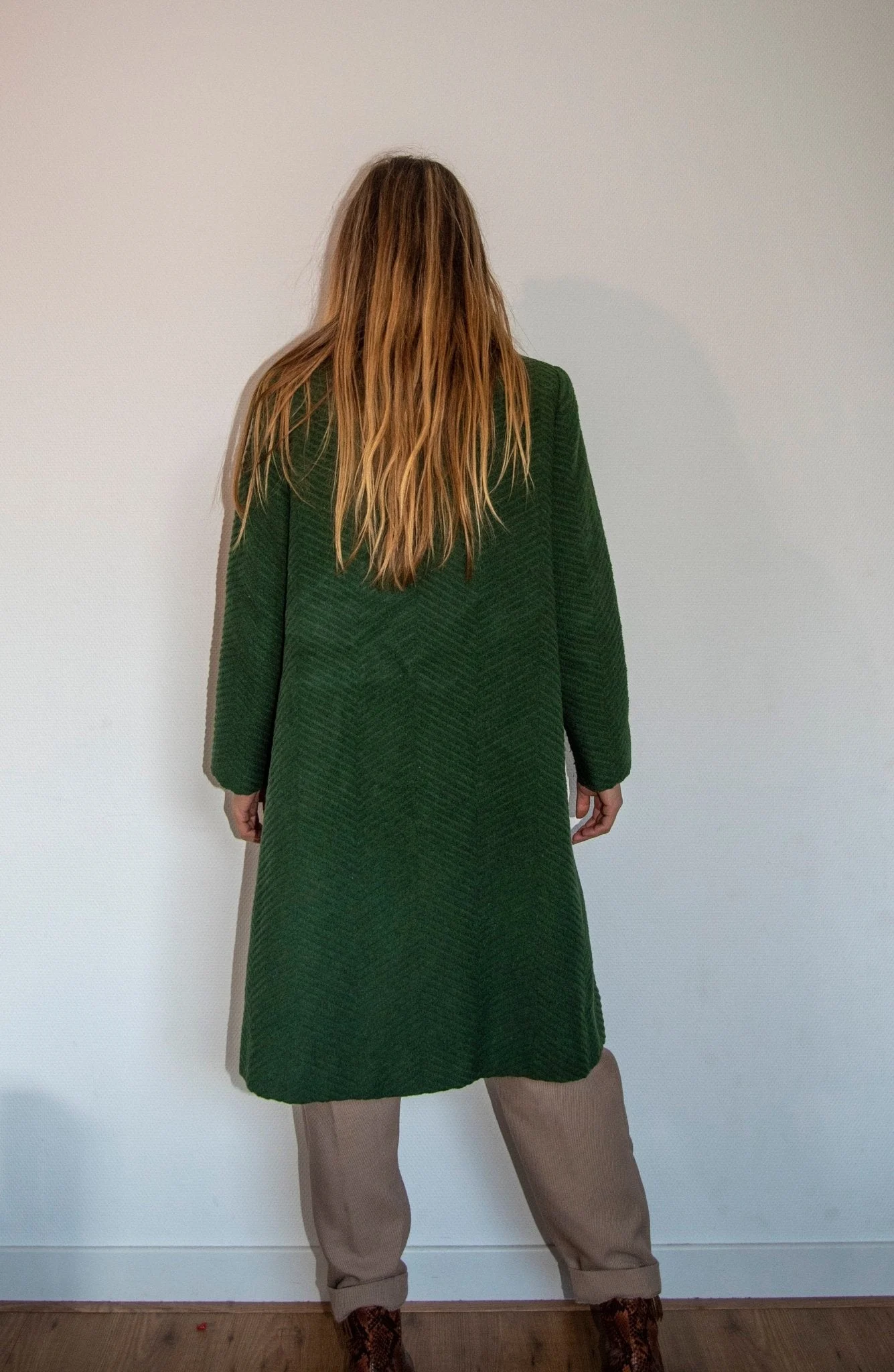 unique-1970s-moss-green-a-line-wool-coat-with-pockets-made-in-italy-essential-fall-winter-vintage-fashion-680298