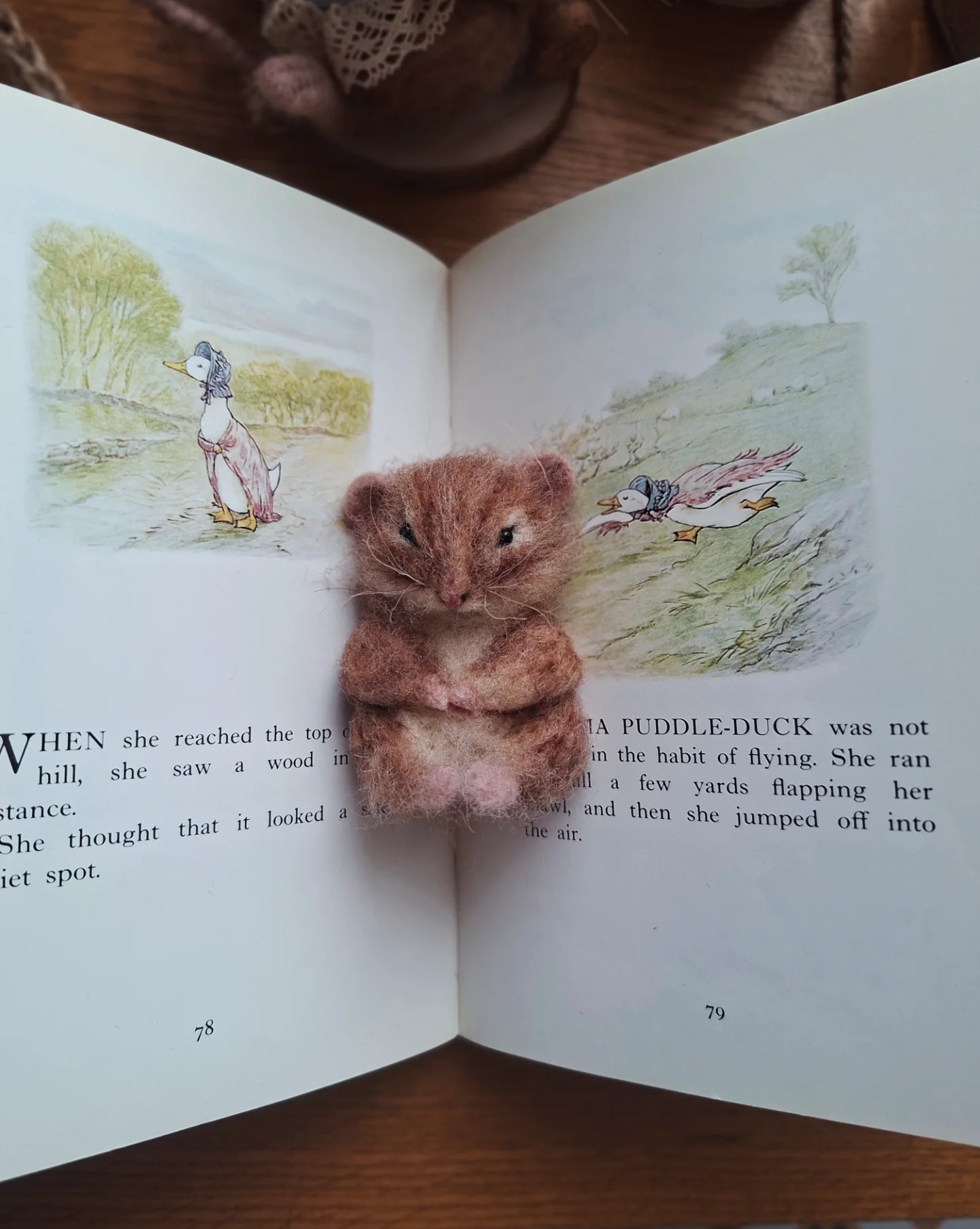 Mouse brooch