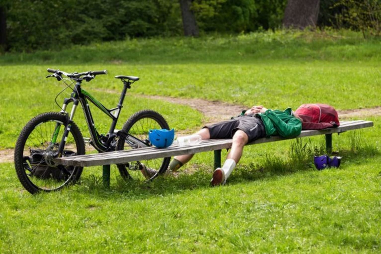 The Cyclist with an Impossible Plan