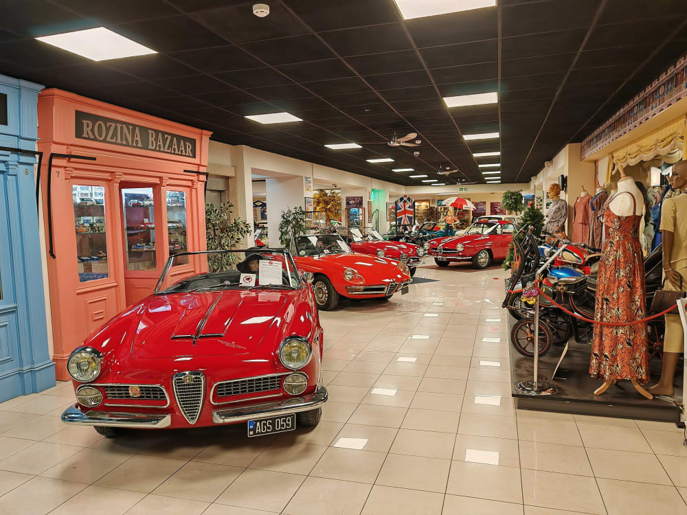Museo de coches antiguos: entrada abierta (6 meses)