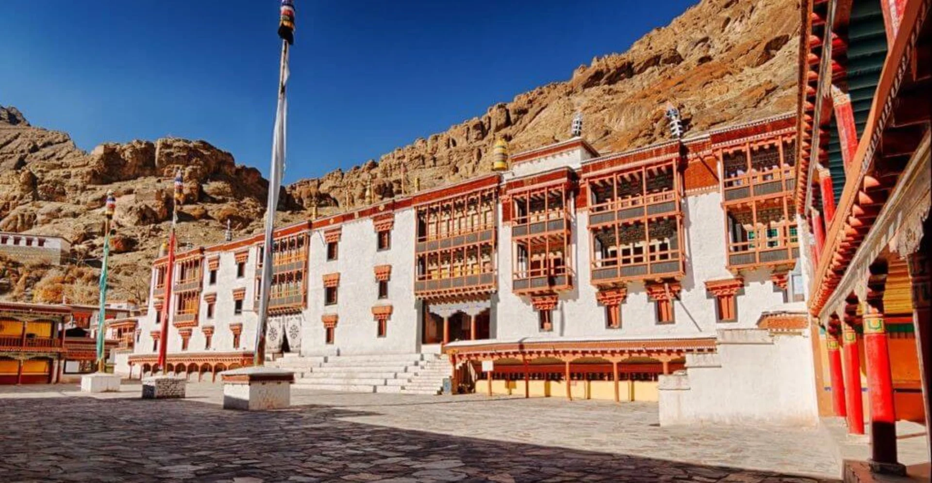 Top Must-Visit Destinations in Ladakh
