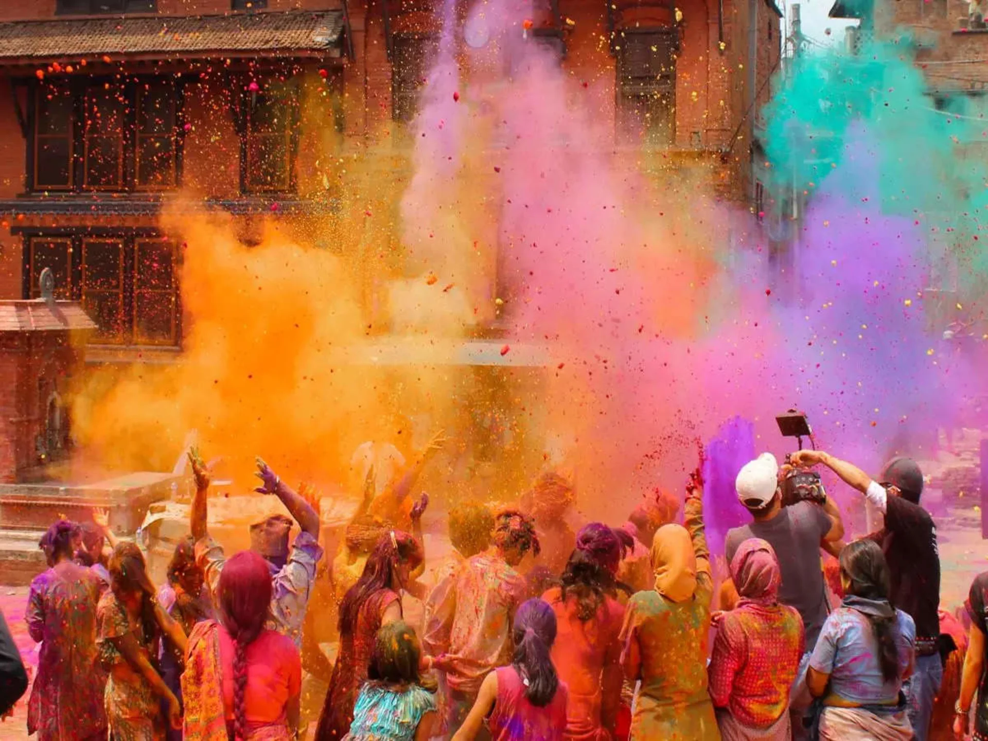 Sangla Holi: A Holi in the Himalayas