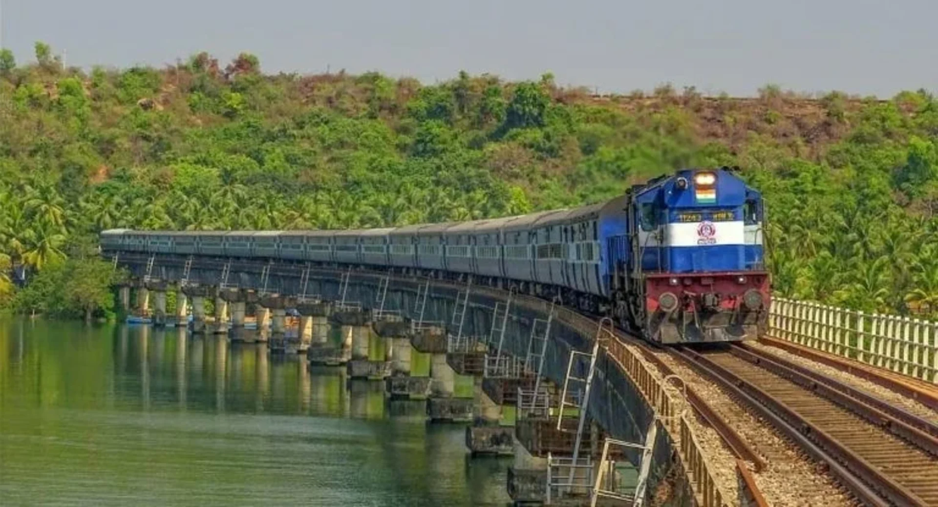 India’s Most Beautiful Train Journeys for Scenic Travel