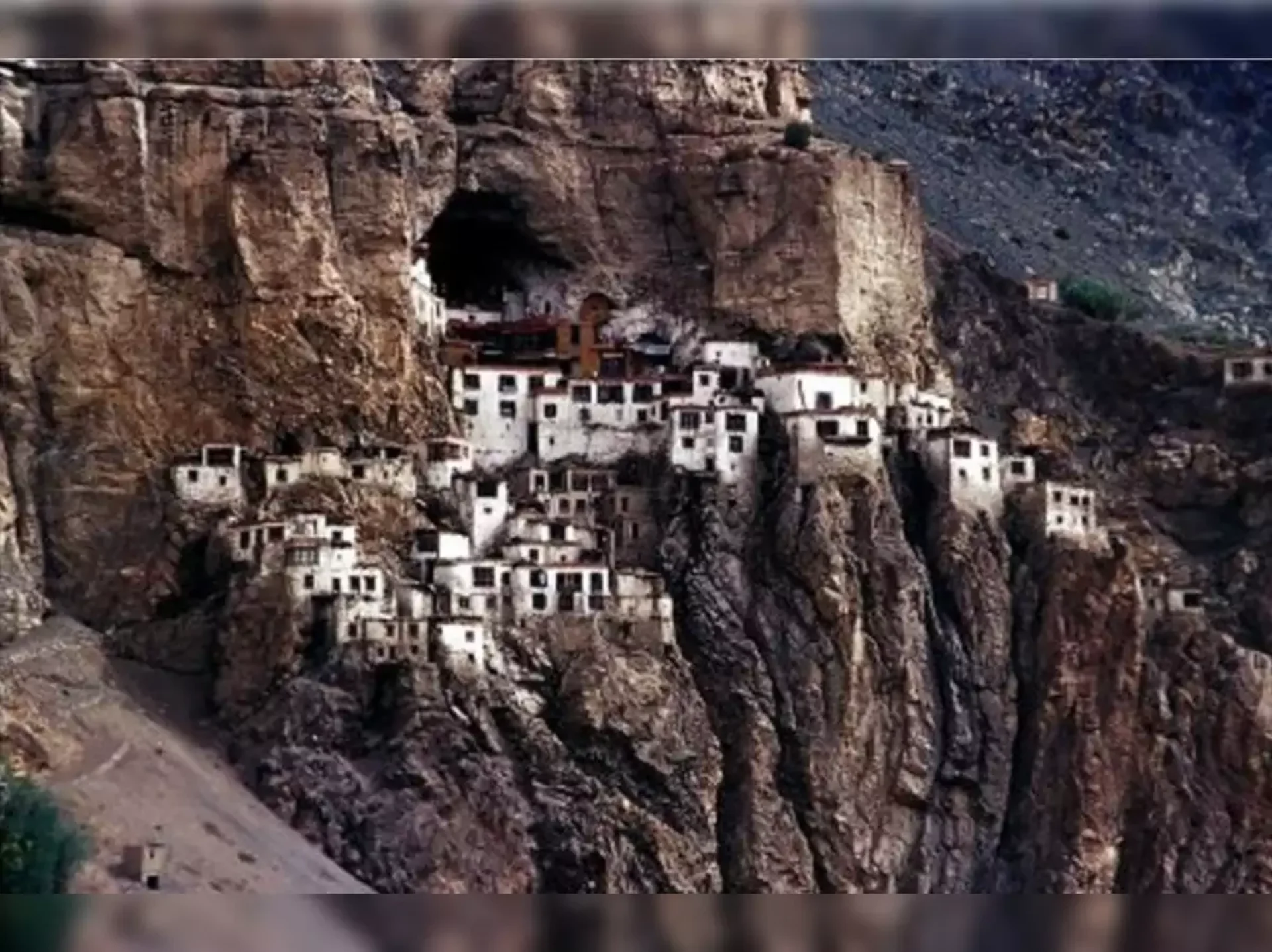 Hidden Gems: Lesser-Known Travel Spots in India