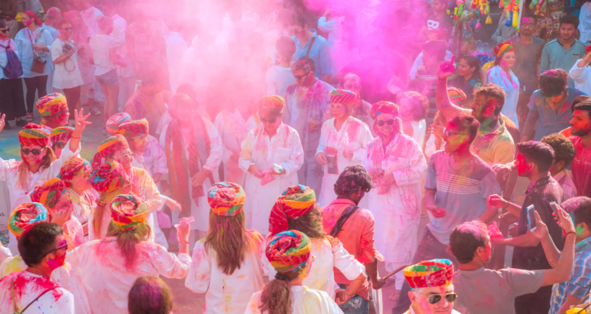 7 Best Places To Celebrate Holi In India 2025