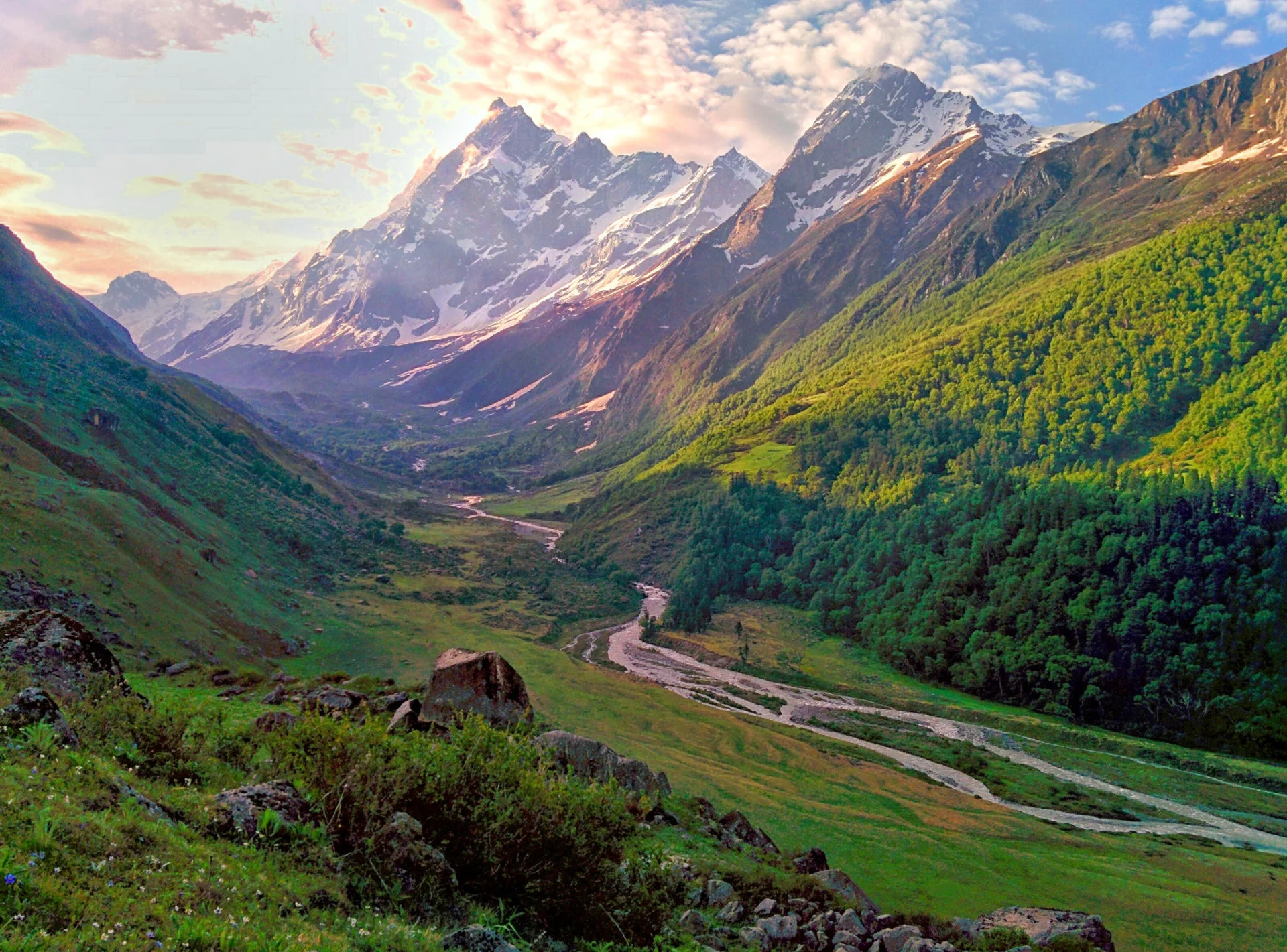 Best Summer Treks in the Indian Himalayas