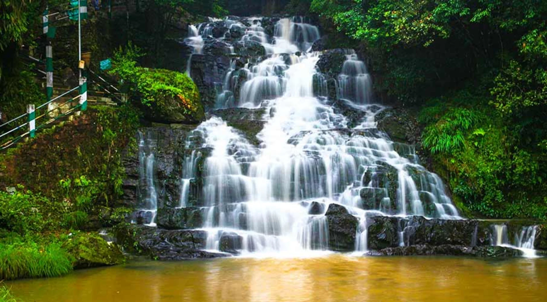 15 Breathtaking Waterfalls in India You Must Visit This Summer