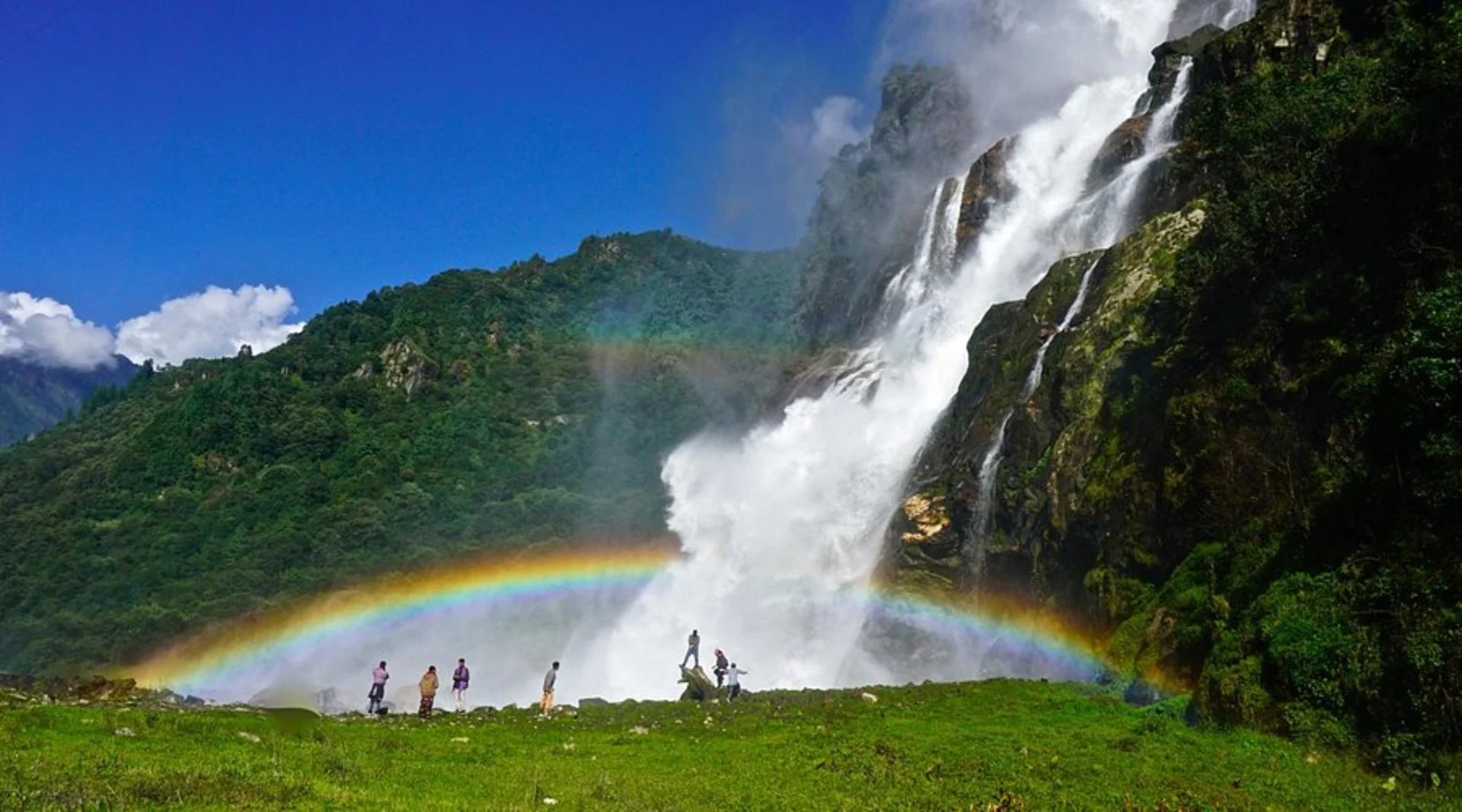 15 Breathtaking Waterfalls in India You Must Visit This Summer