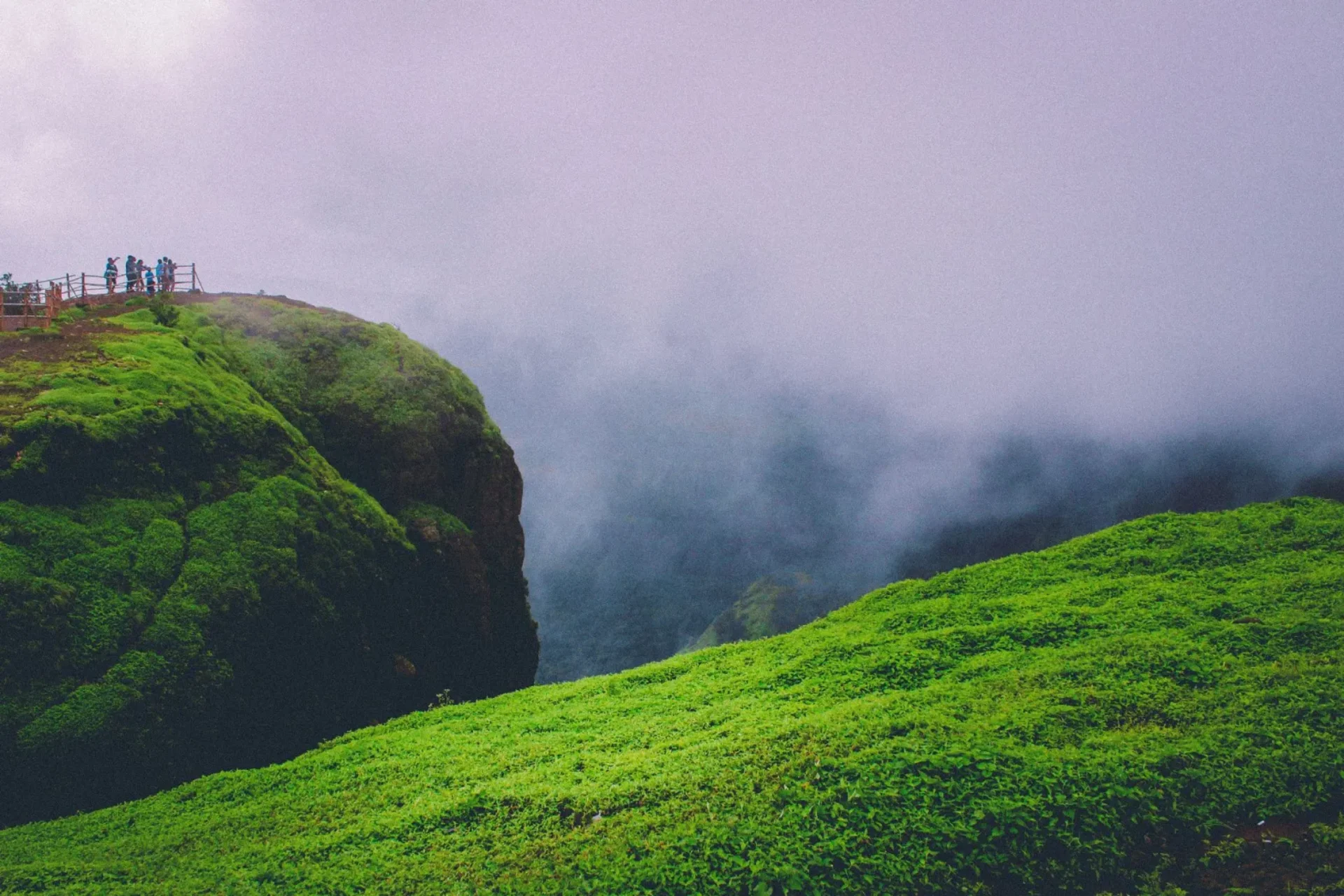  Top High-Altitude Destinations for Monsoon Lovers
