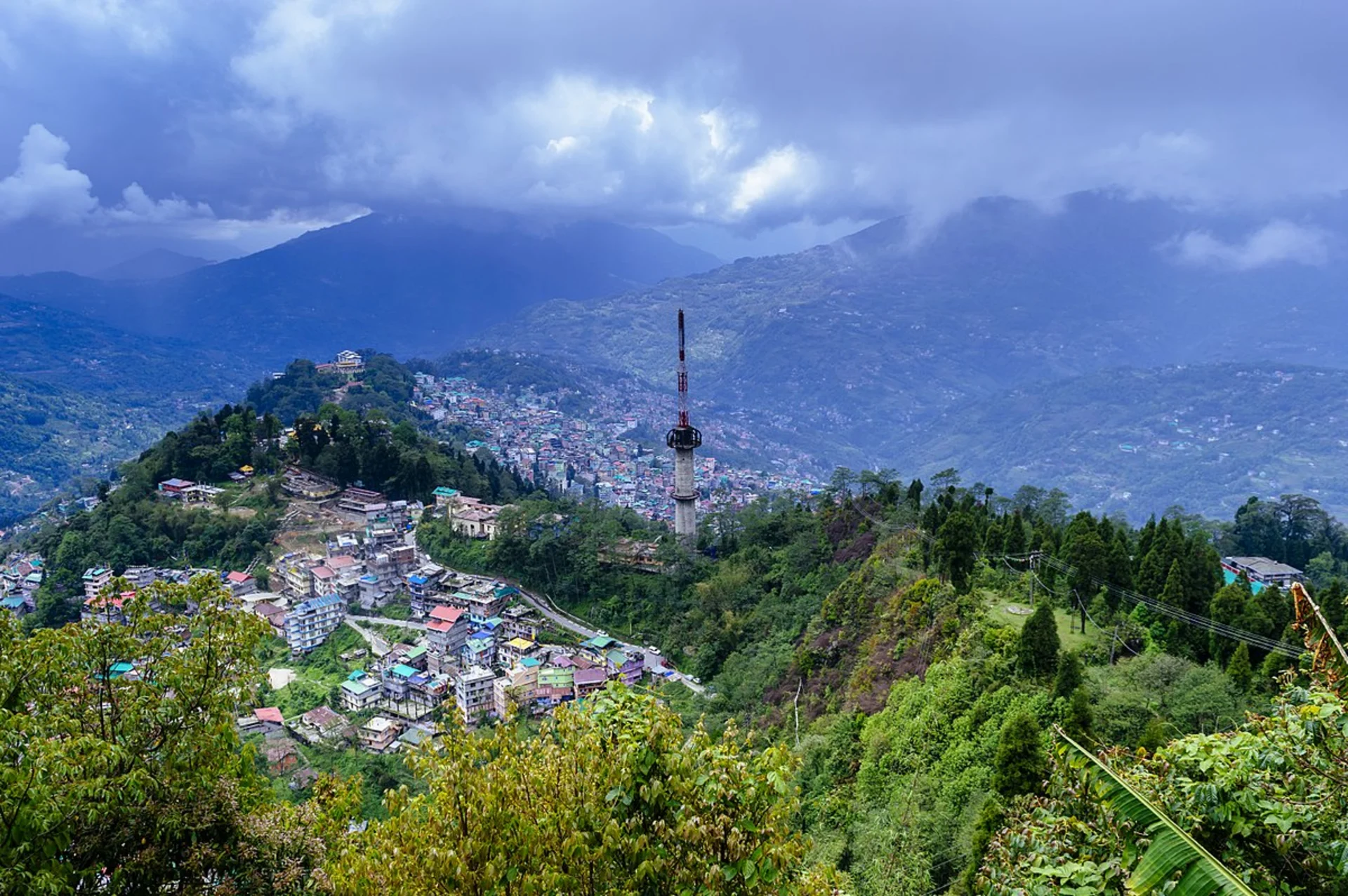  Top High-Altitude Destinations for Monsoon Lovers