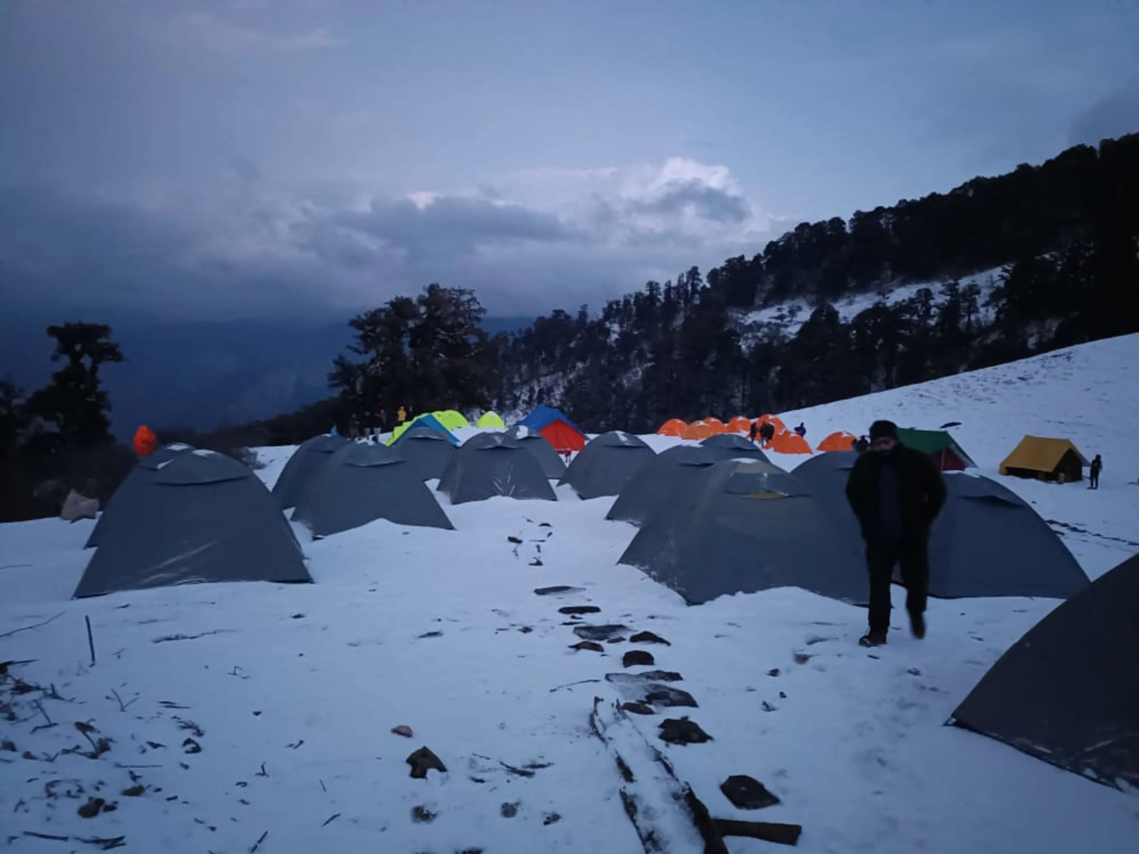 Dayara Bugyal Trek