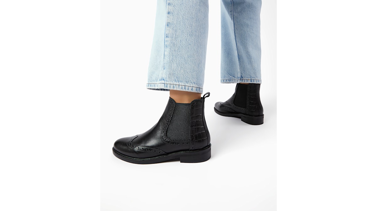 leather ankle boots dune