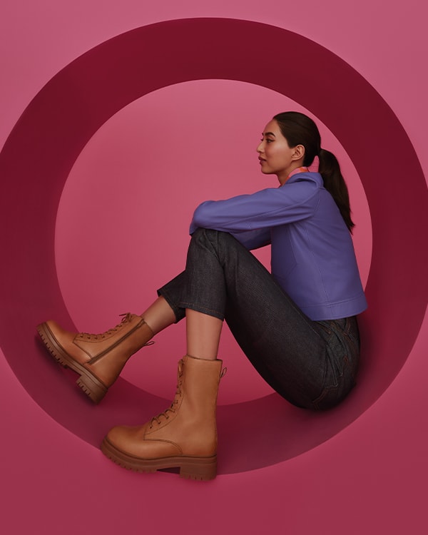 Model wearing Paradisa