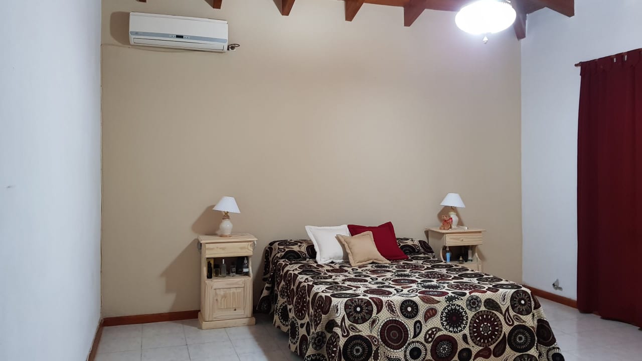 Córdoba, Villa Montenegro Anisacate, Casa de 3 dormitorios con pileta foto 9