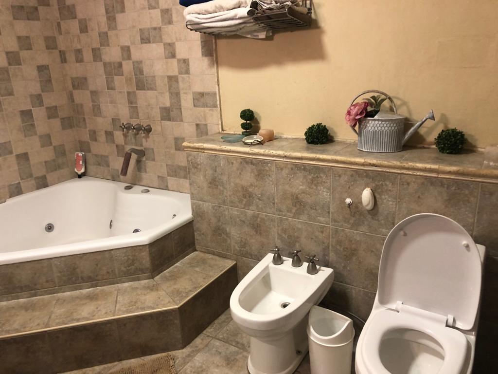 Falda del Carmen, Córdoba, hermosa casa de 3 dormitorios con gran parque foto 10