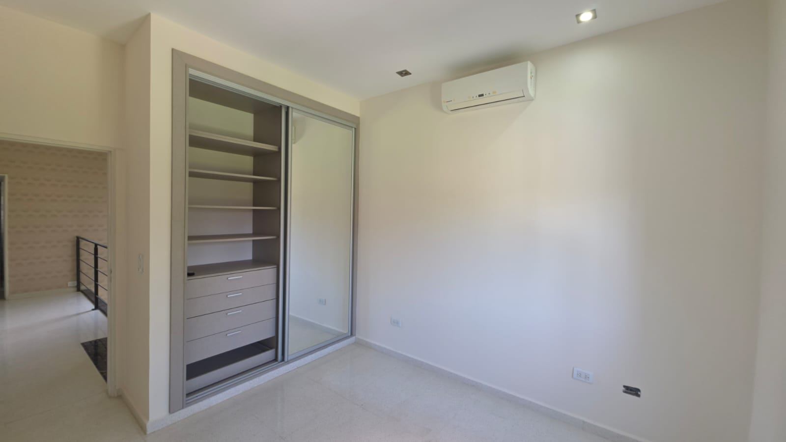 Casa en Lote 25 Mza. 477, Alta Gracia Country Golf foto 22