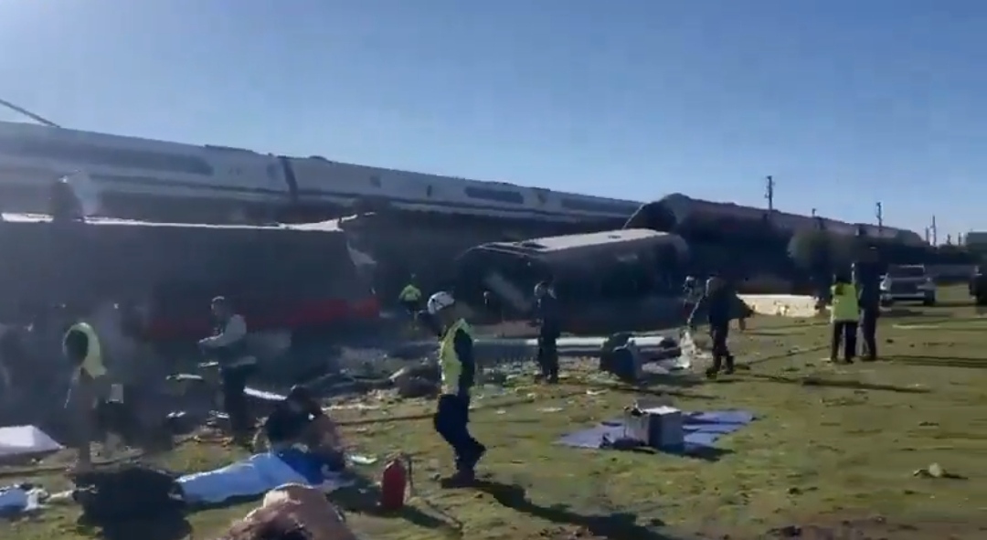 Spain Train Collision Kills at Least 10, Several Injured in Crash