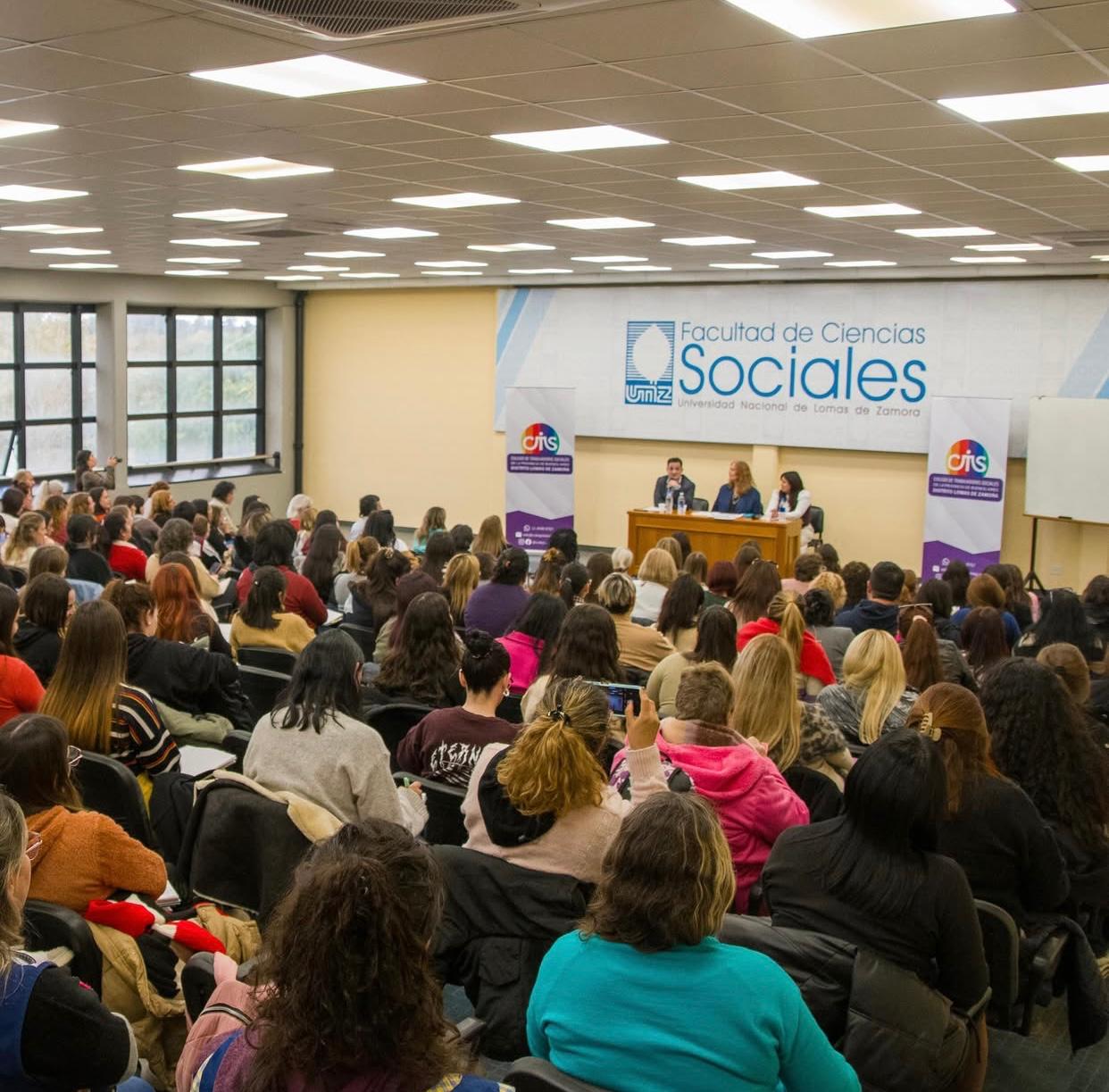 Editorial del informe semestral