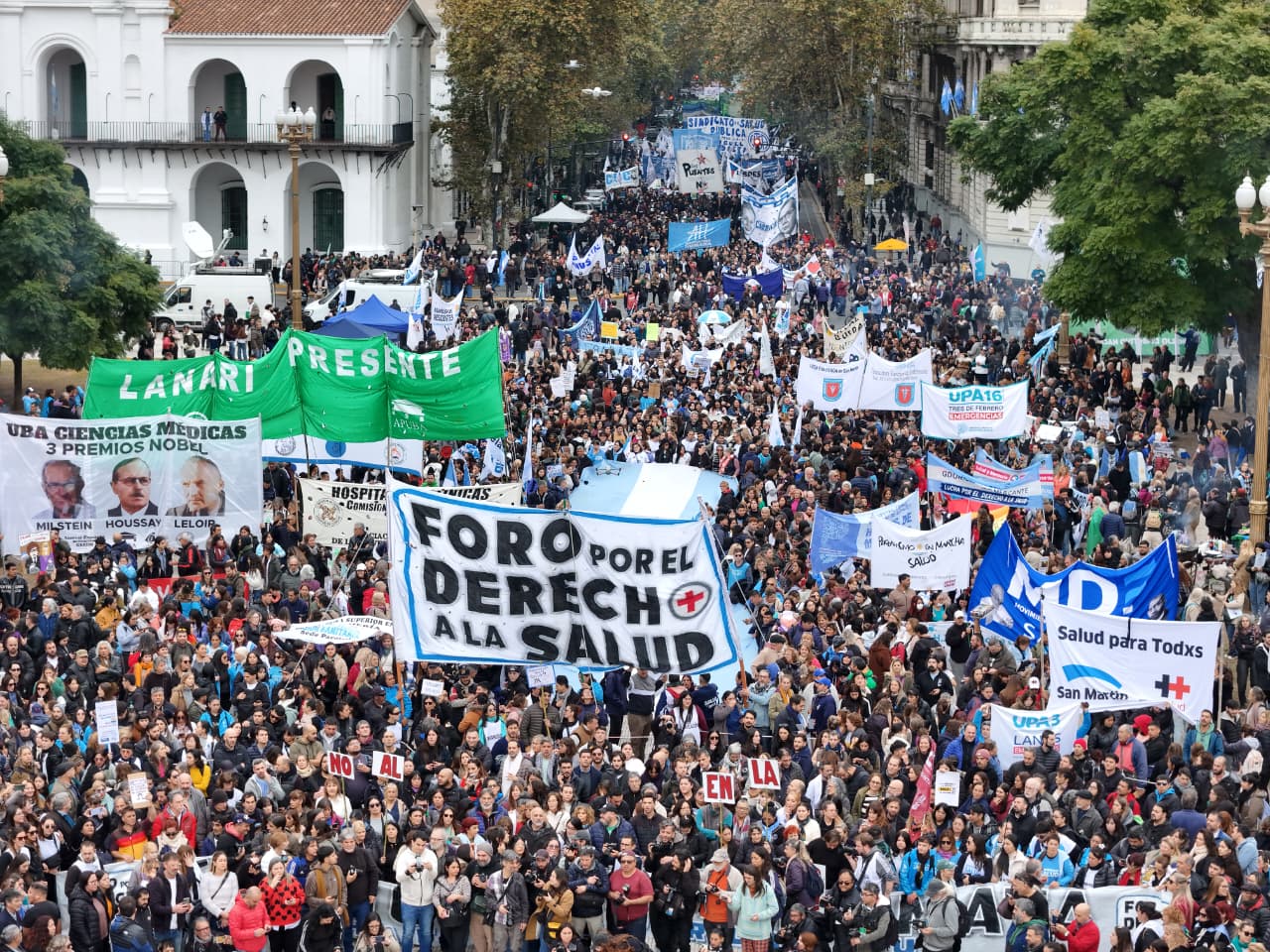 Agenda pública y defensa profesional