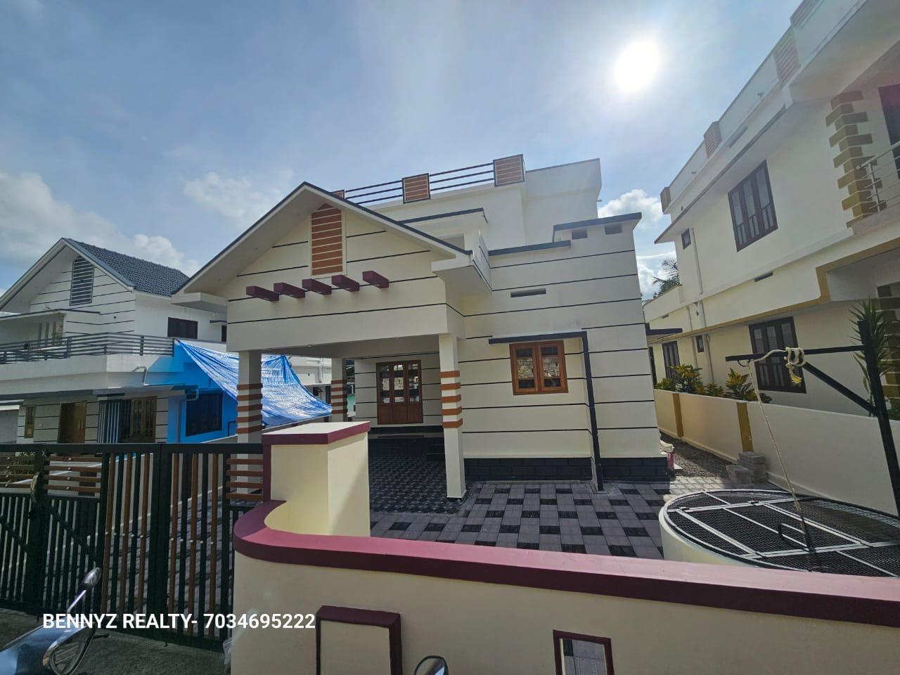 Sold house in Chanjodi, Changanassery