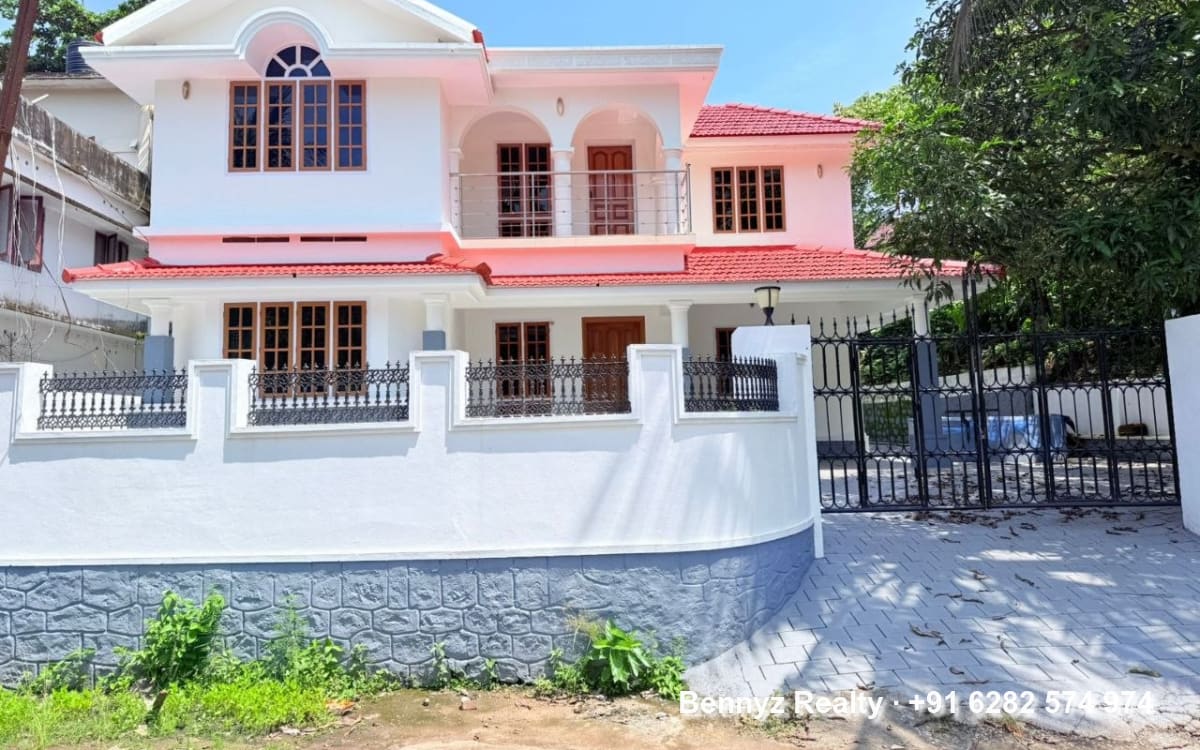 House for sale in Ithithanam, Kottayam, Kerala