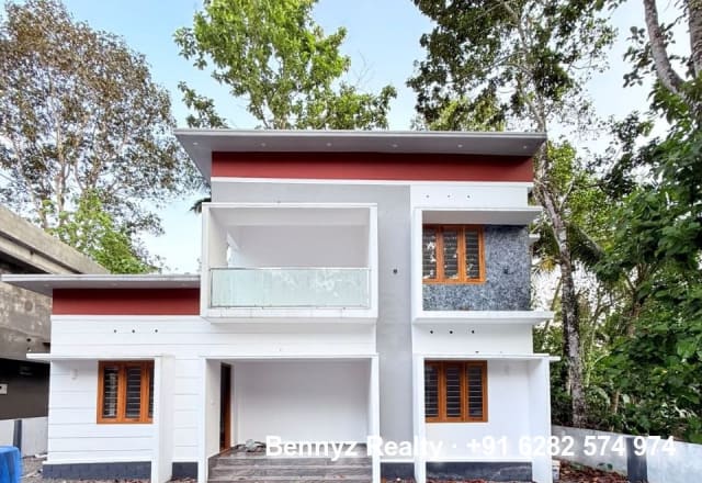 House for sale in Vakathanam, Kottayam, Kerala