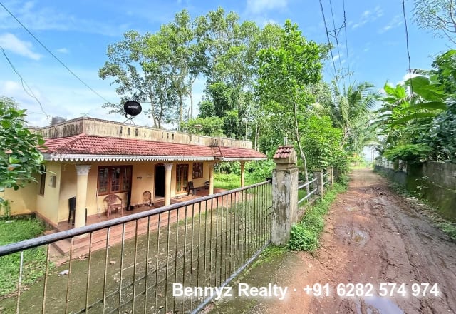 House for sale by owner in Poganpara, Kottayam