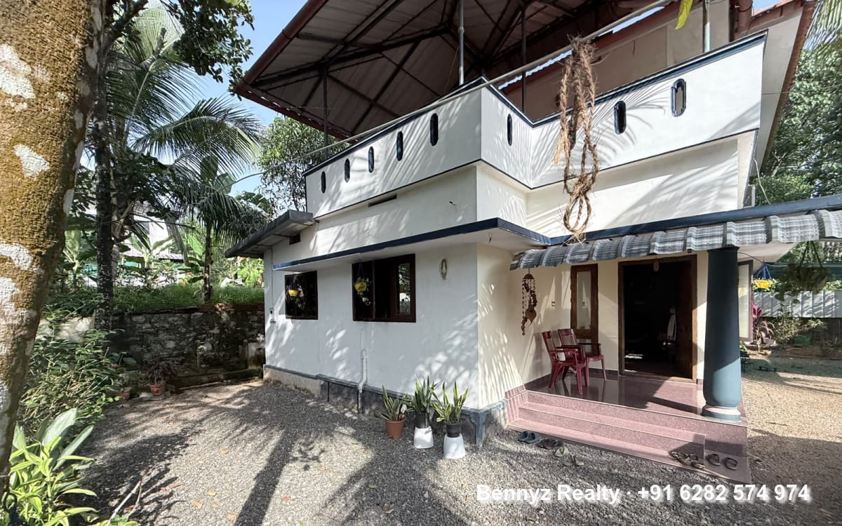 House for sale in Paippad, Kottayam, Kerala