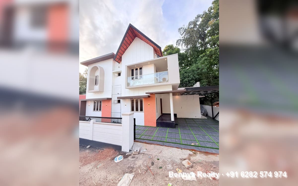 House for sale in Puthupally, Kottayam, Kerala