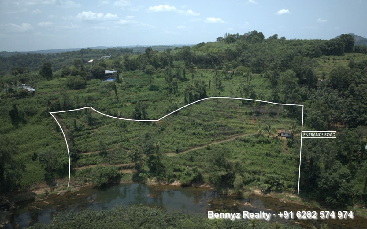 Land for sale by owner in Koratty, Kottayam, Kerala