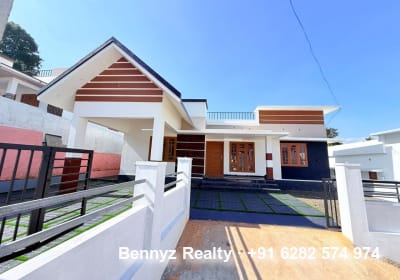 House for sale in Chingavanam, Kottayam